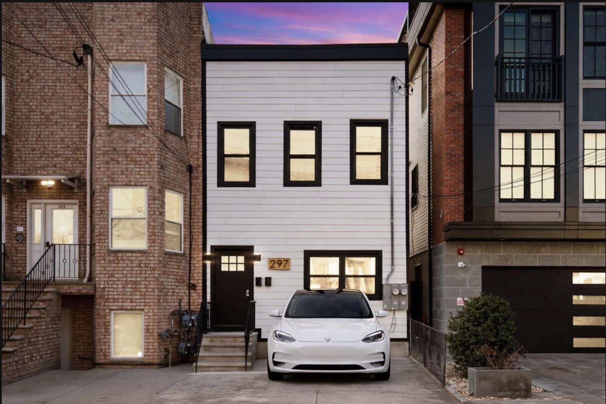 297 NEW YORK AVE