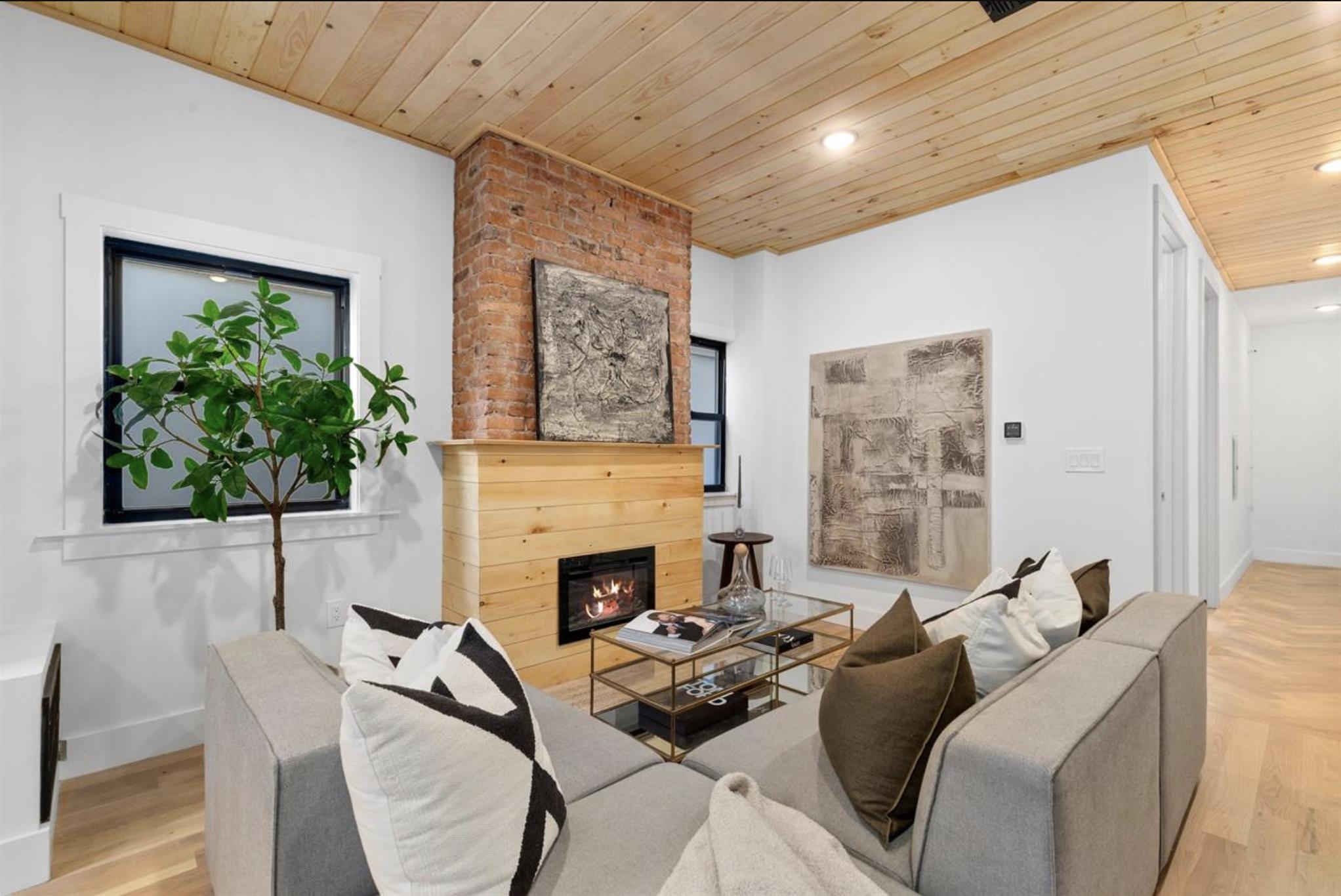 297 NEW YORK AVE
