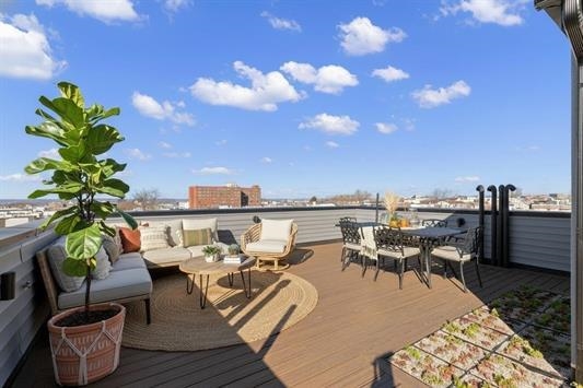 433 CENTRAL AVE Unit: PH4