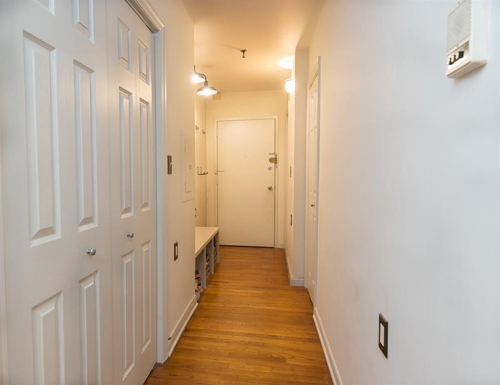 227 CHRISTOPHER COLUMBUS DR Unit: 131b