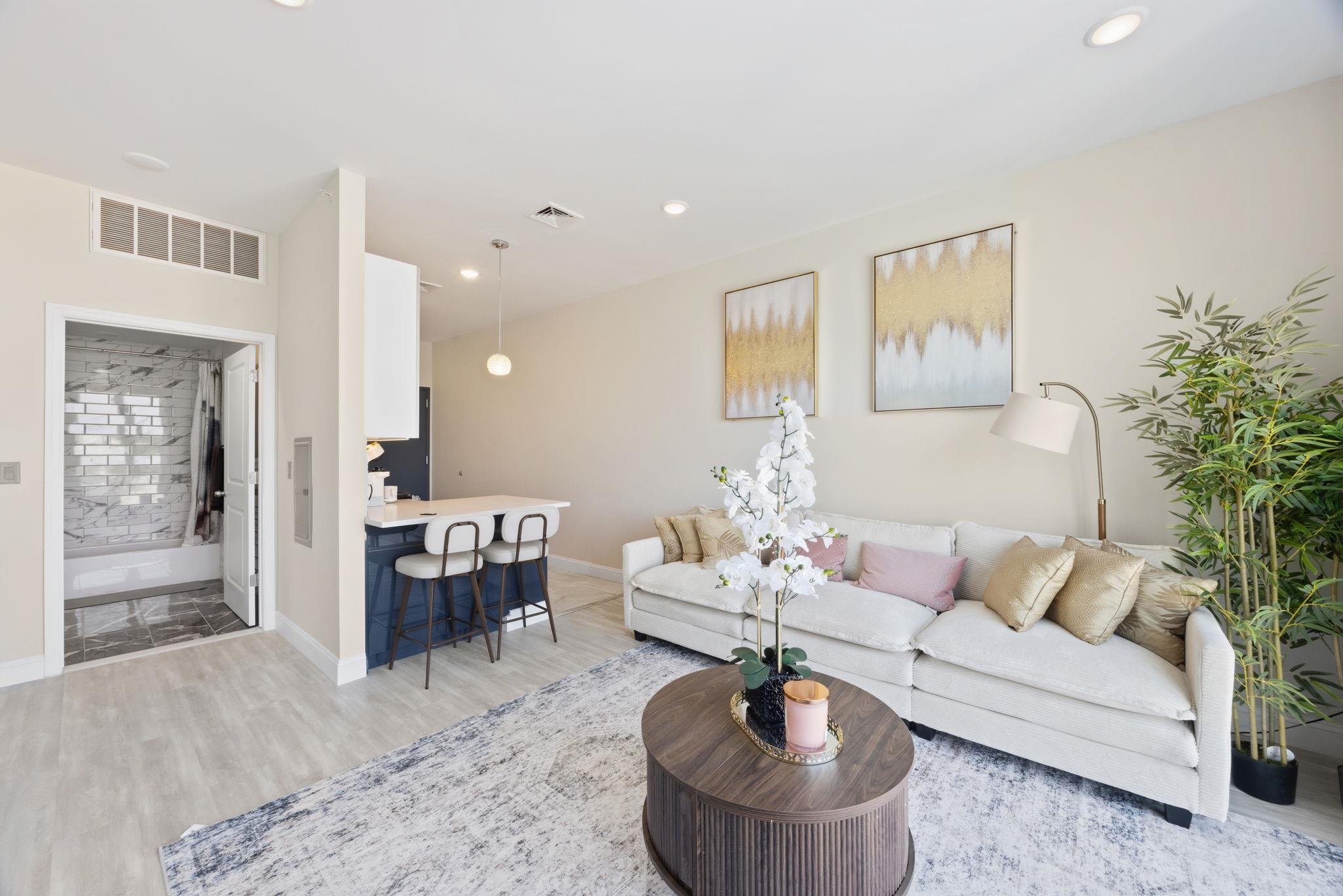 10 LINCOLN ST Unit: 3D