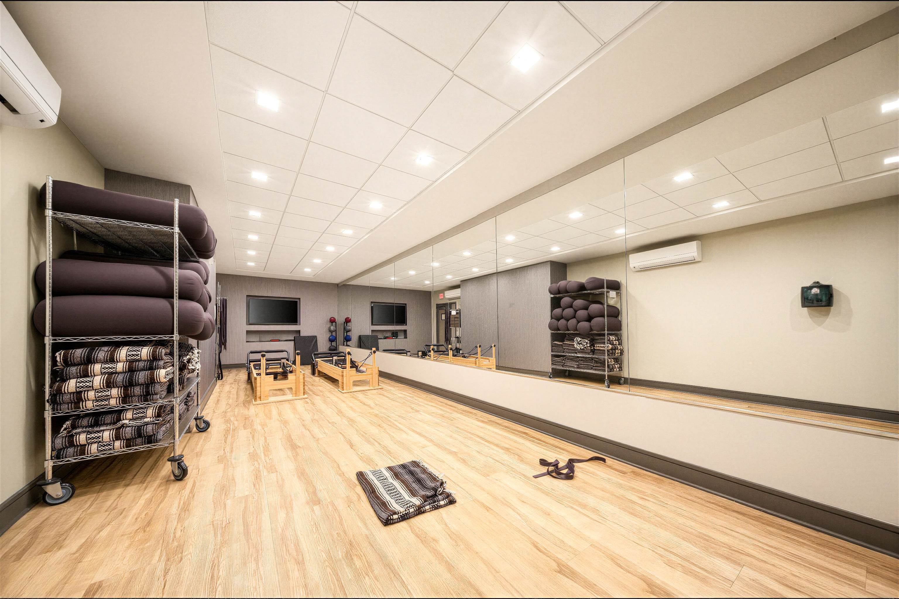 1450 WASHINGTON ST Unit: 908
