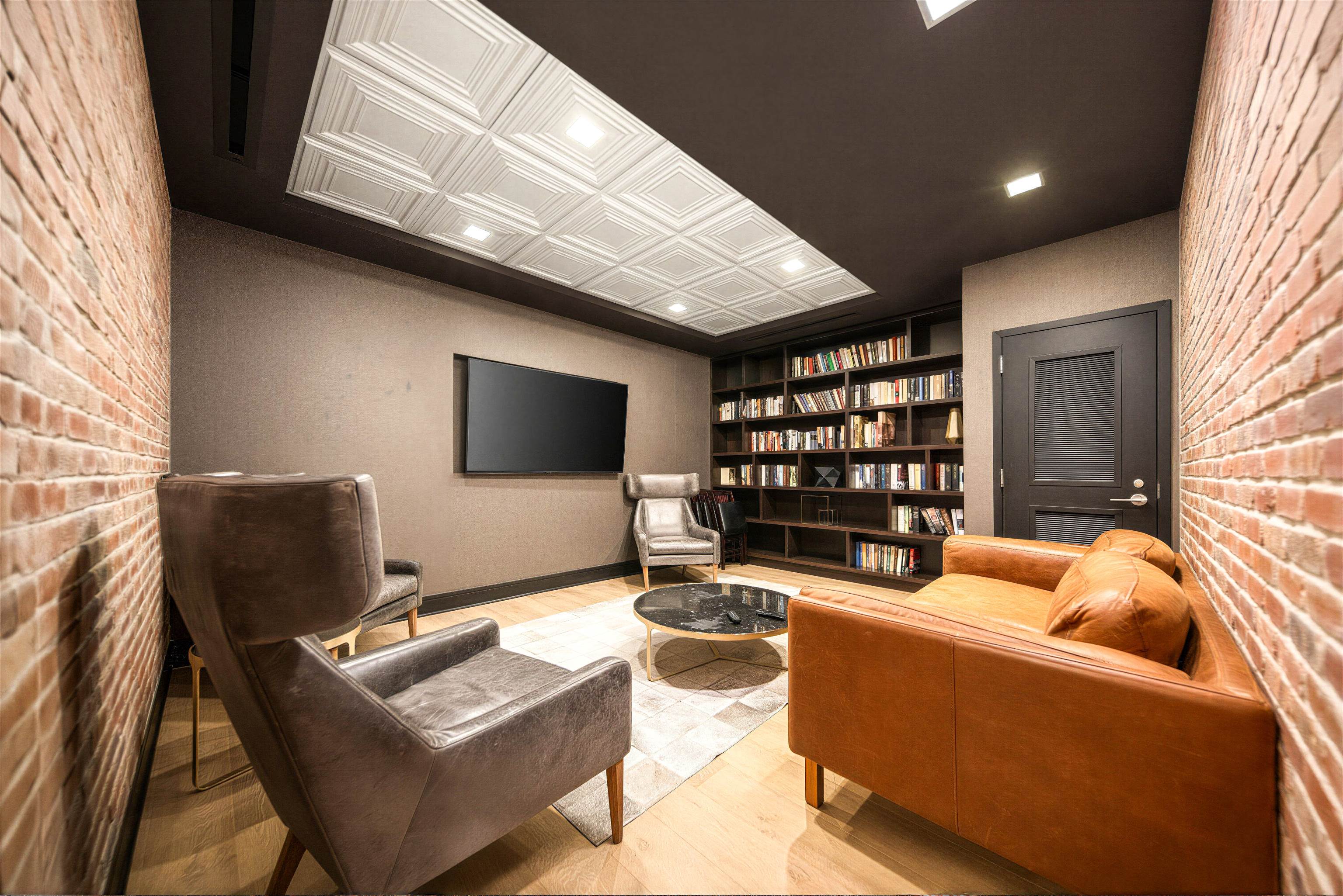 1450 WASHINGTON ST Unit: 908