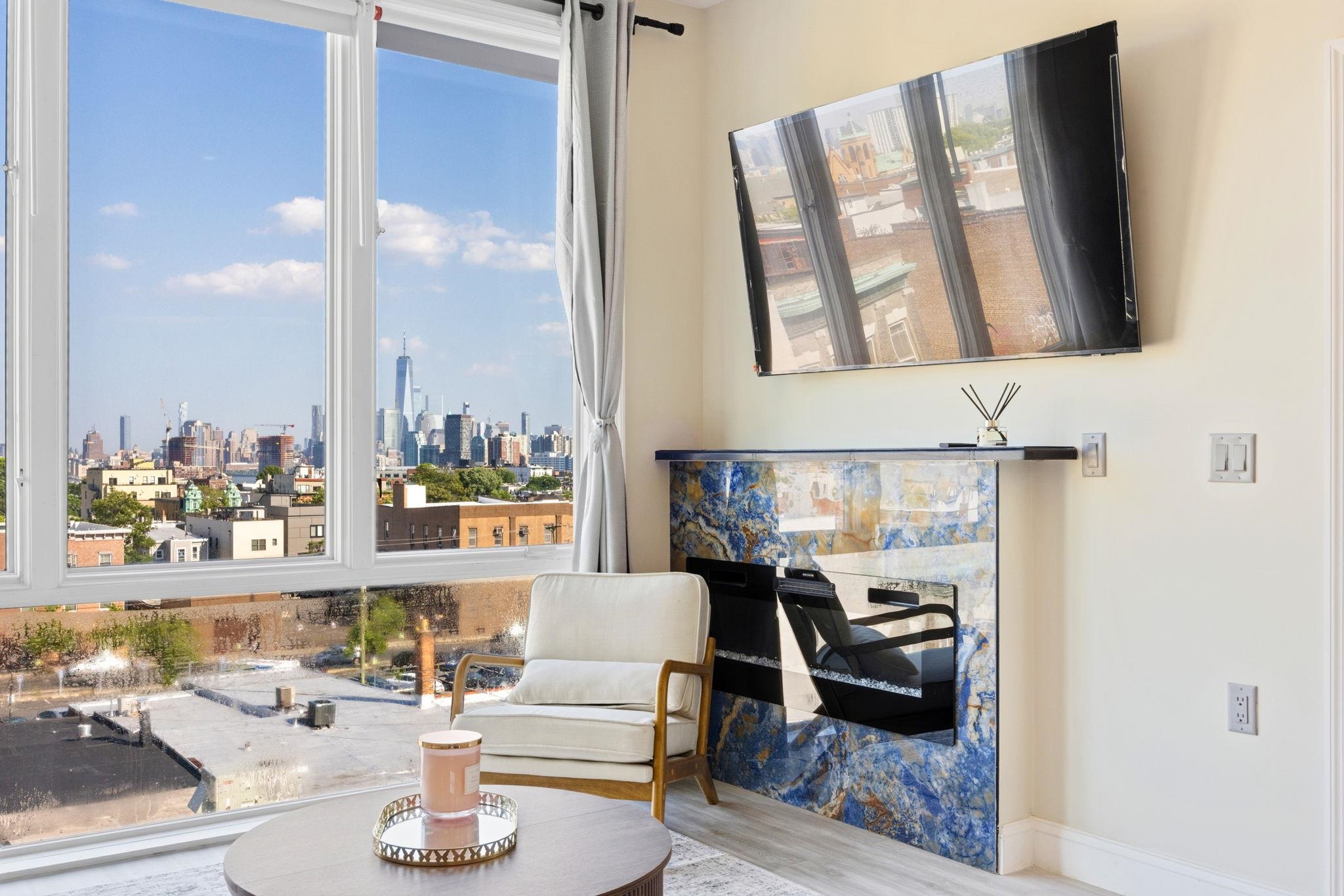 10 LINCOLN ST Unit: 4C