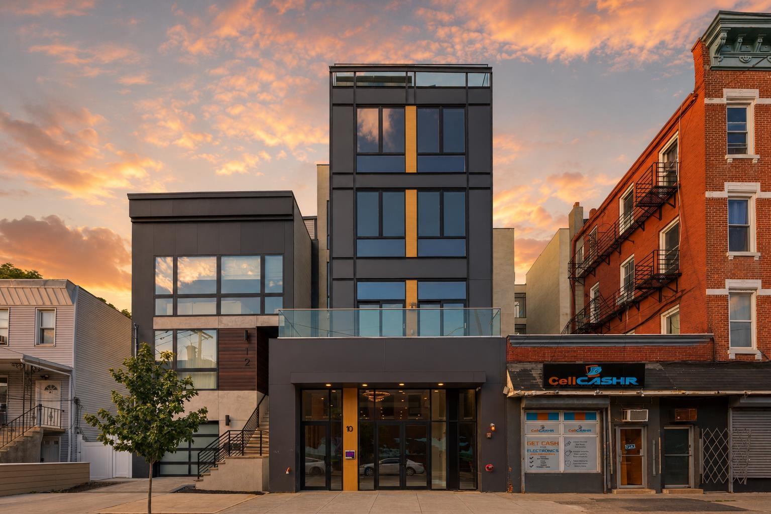 10 LINCOLN ST Unit: 4C