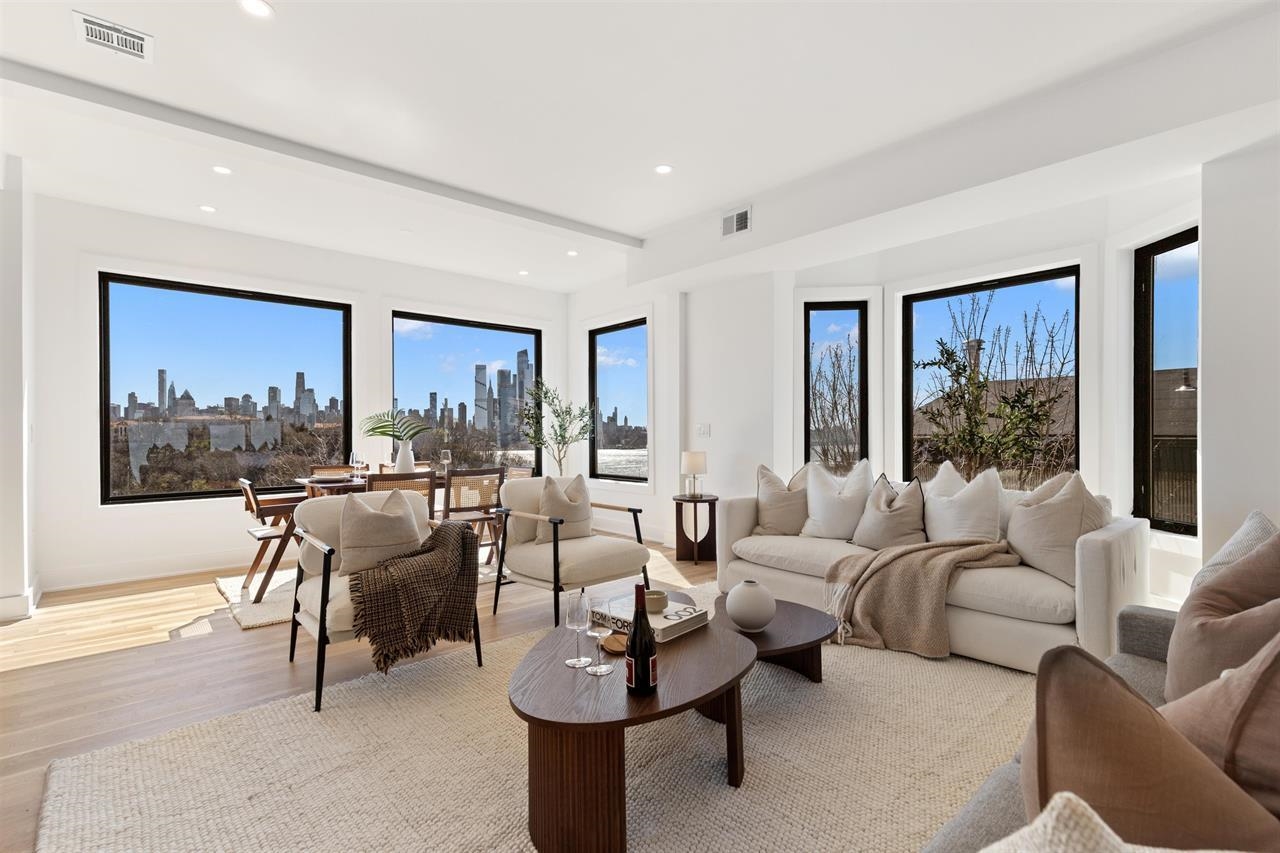 80 HACKENSACK PLANK RD Unit: #1