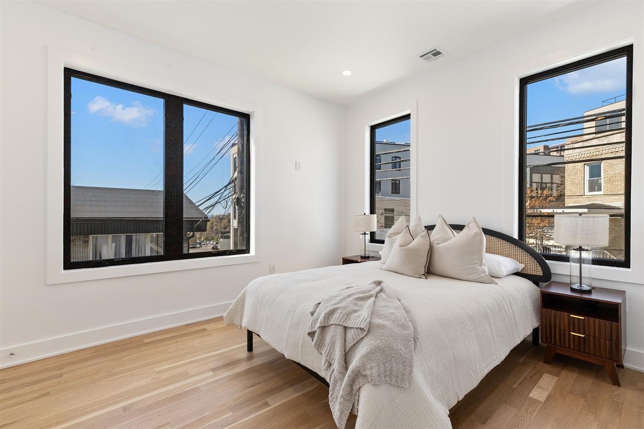 80 HACKENSACK PLANK RD Unit: #1