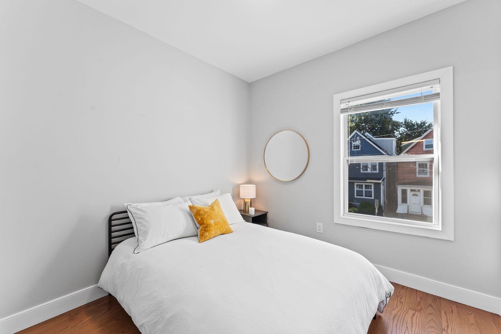 76 CONDICT ST