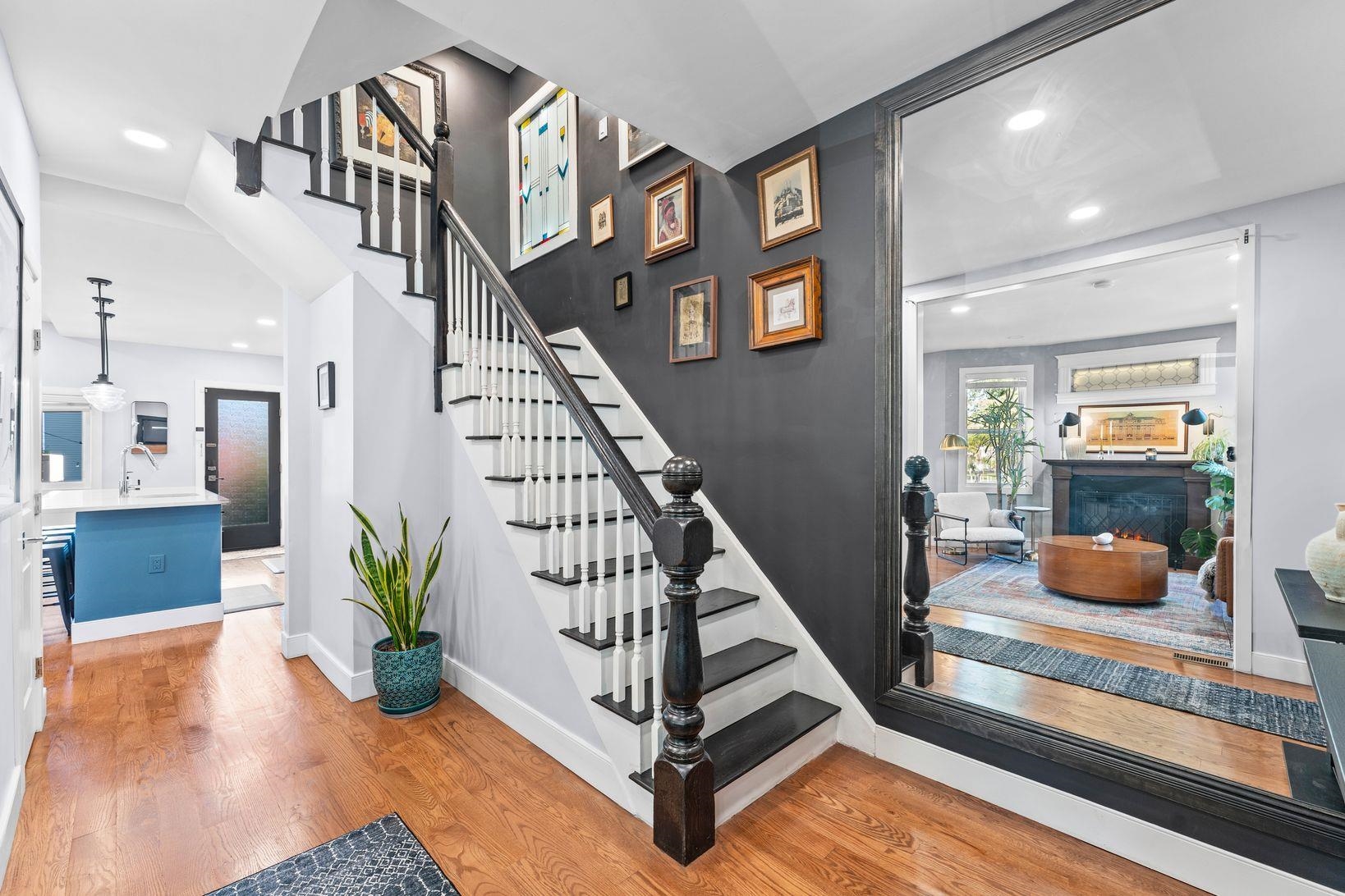 76 CONDICT ST