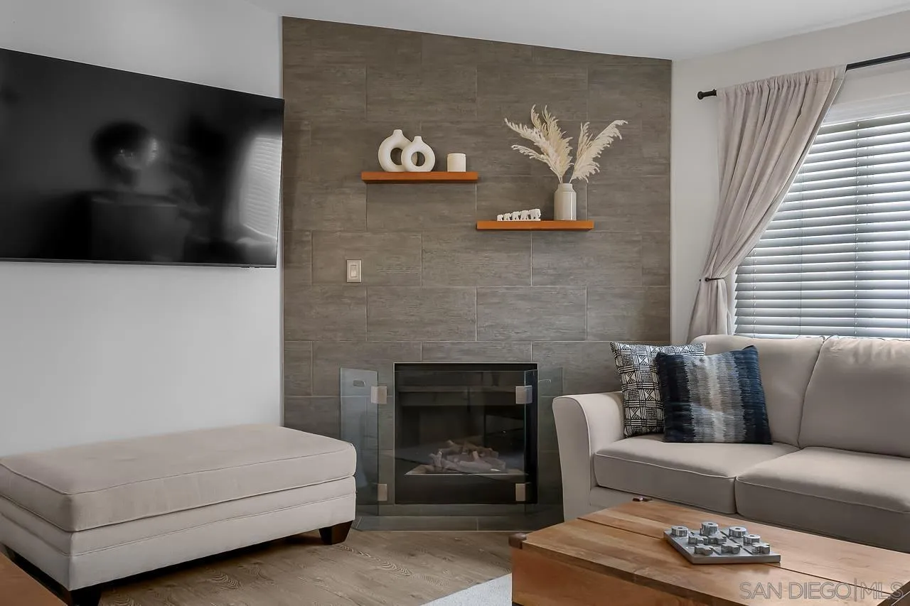 88 4th Ave Unit 7