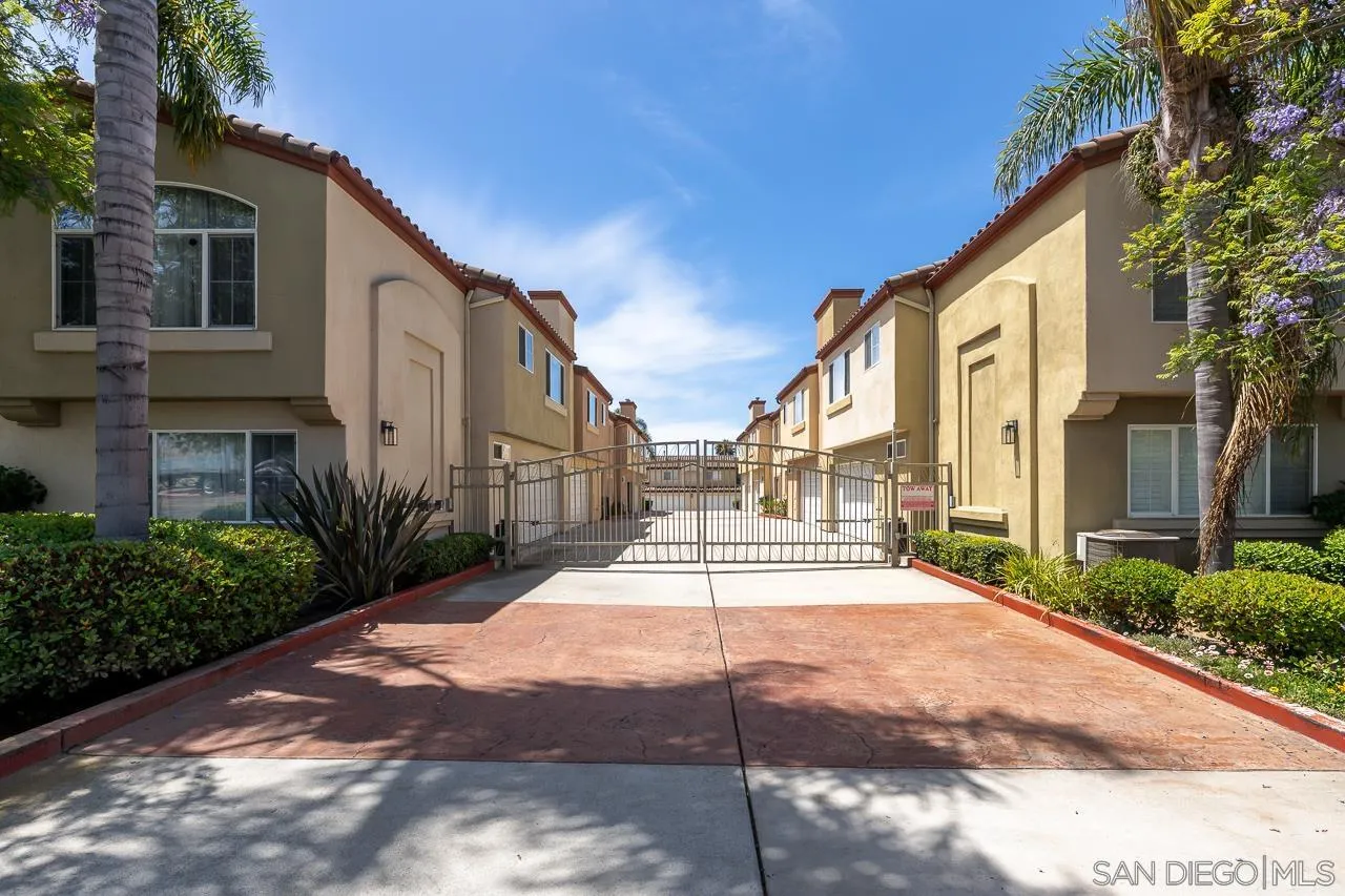 88 4th Ave Unit 7