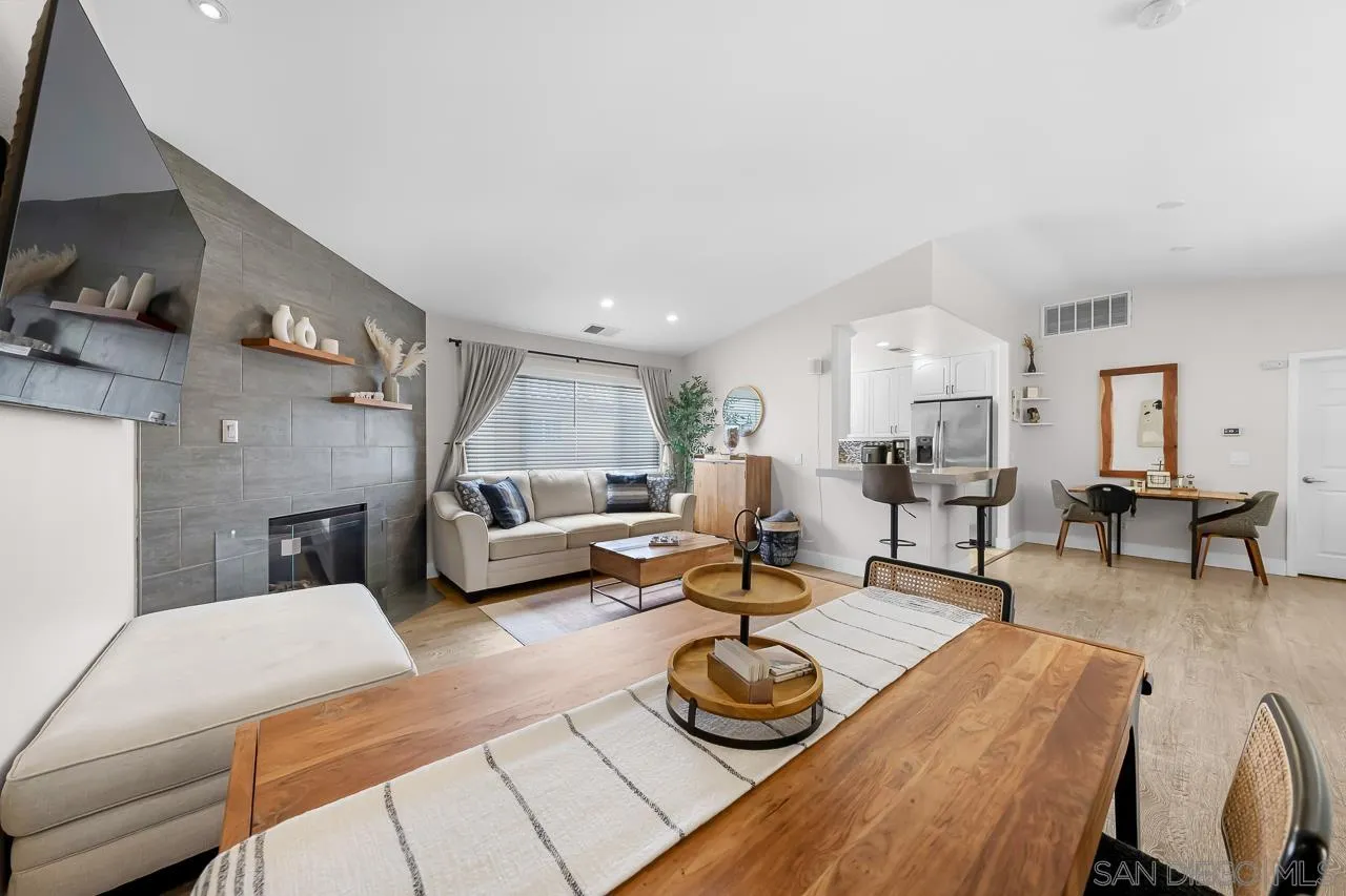 88 4th Ave Unit 7
