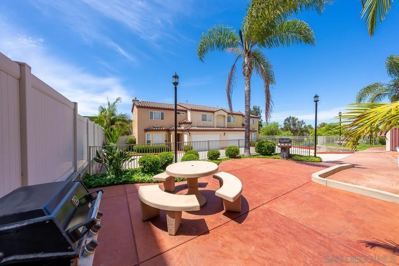 88 4th Ave Unit 7