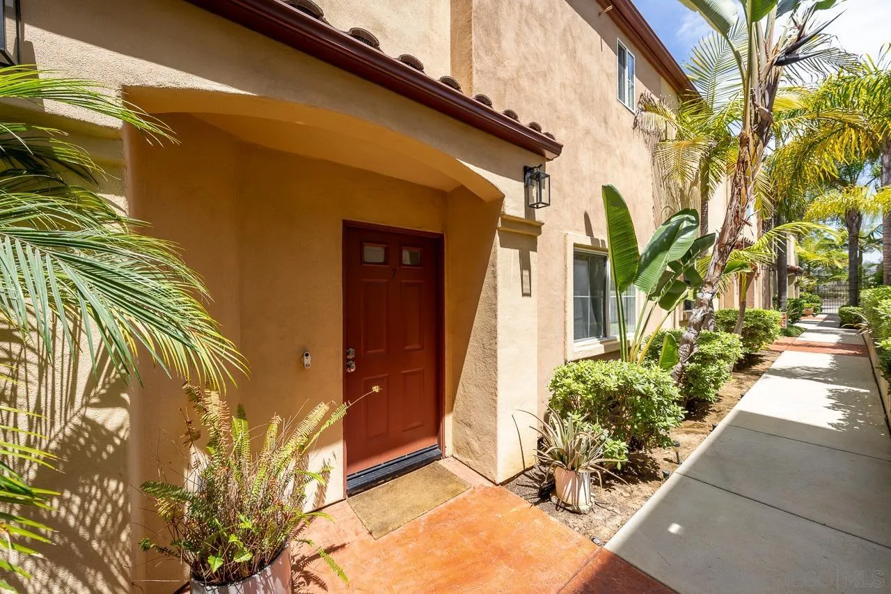 88 4th Ave Unit 7