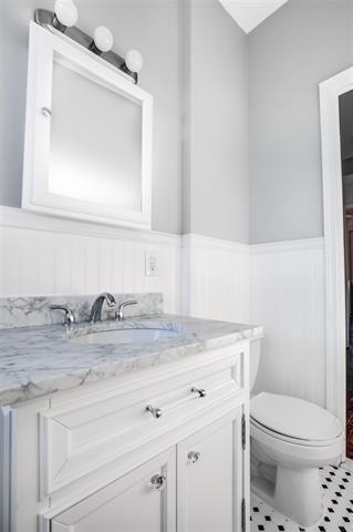 221 SHIPPEN ST Unit: 1