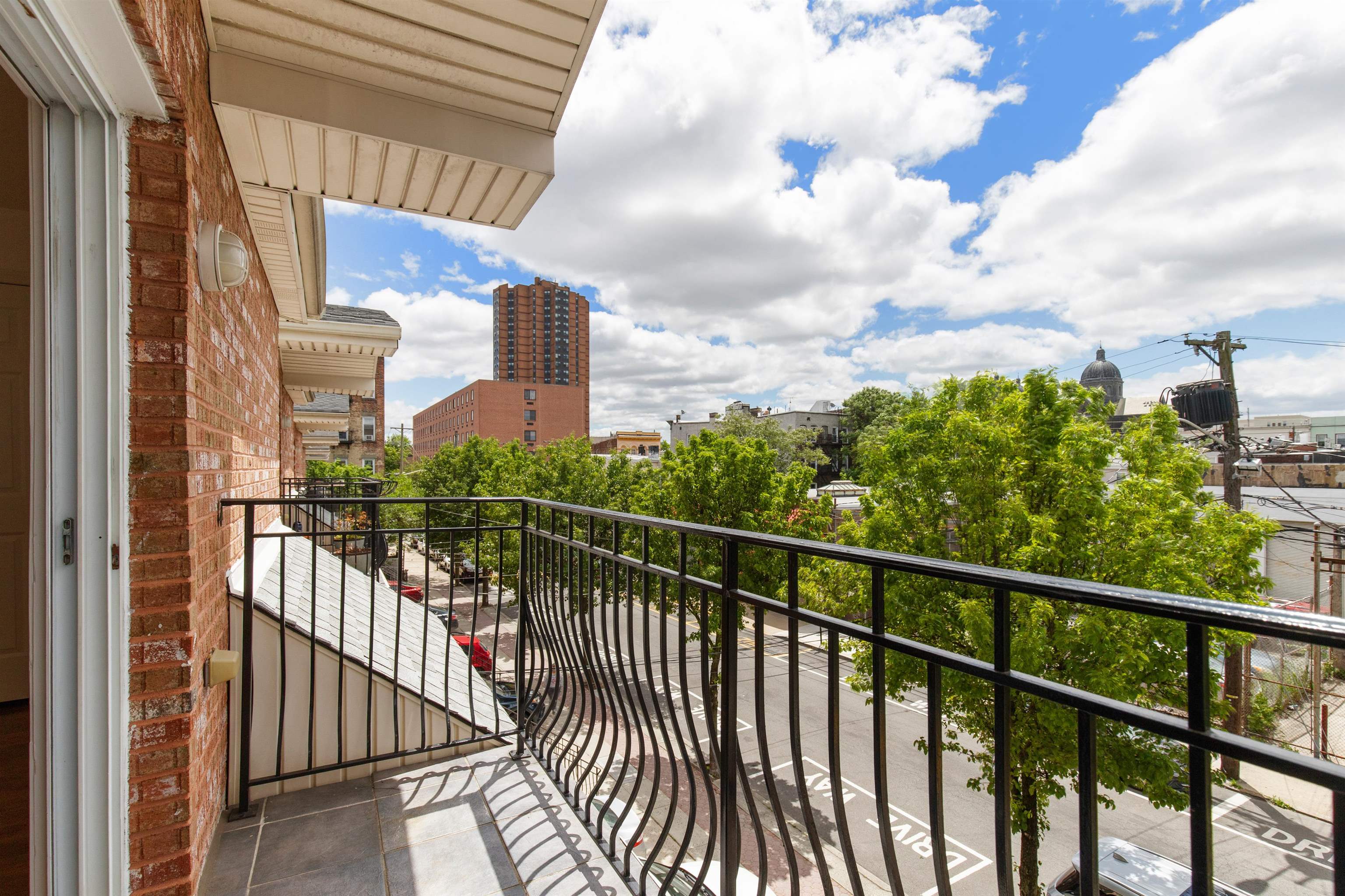 718 23RD ST Unit: 3