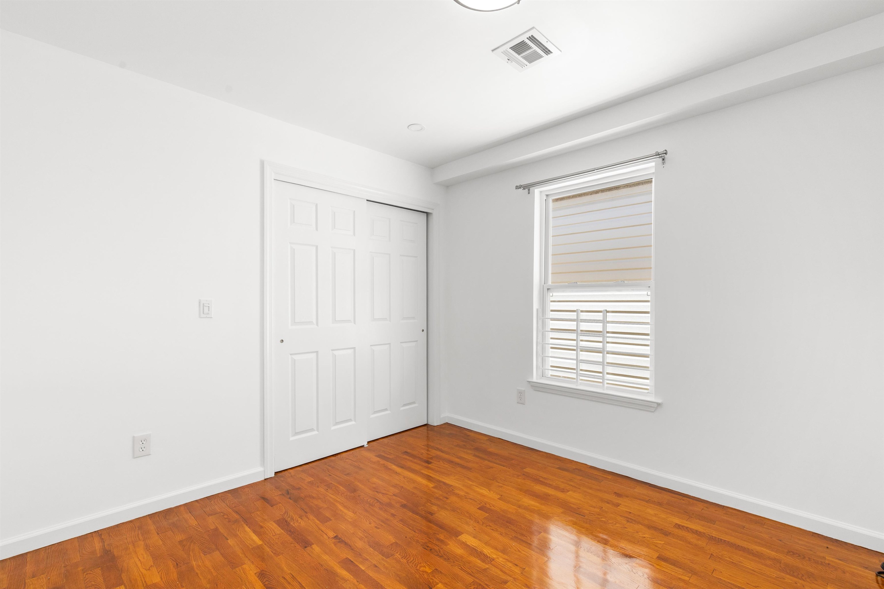 718 23RD ST Unit: 3