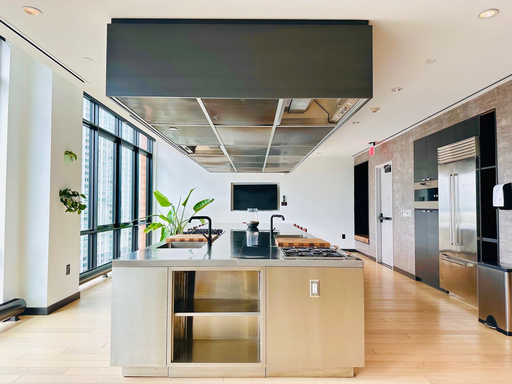 10 PROVOST ST Unit: 2507