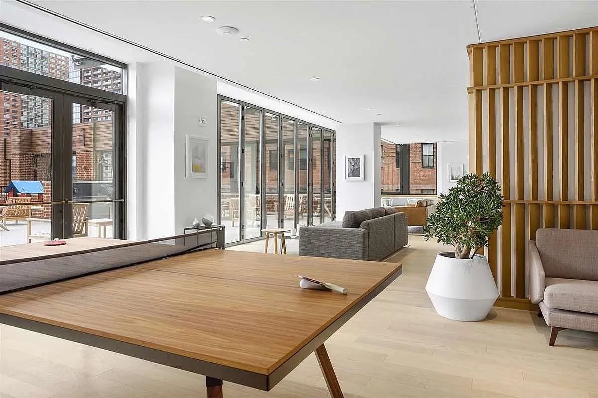 10 PROVOST ST Unit: 2507