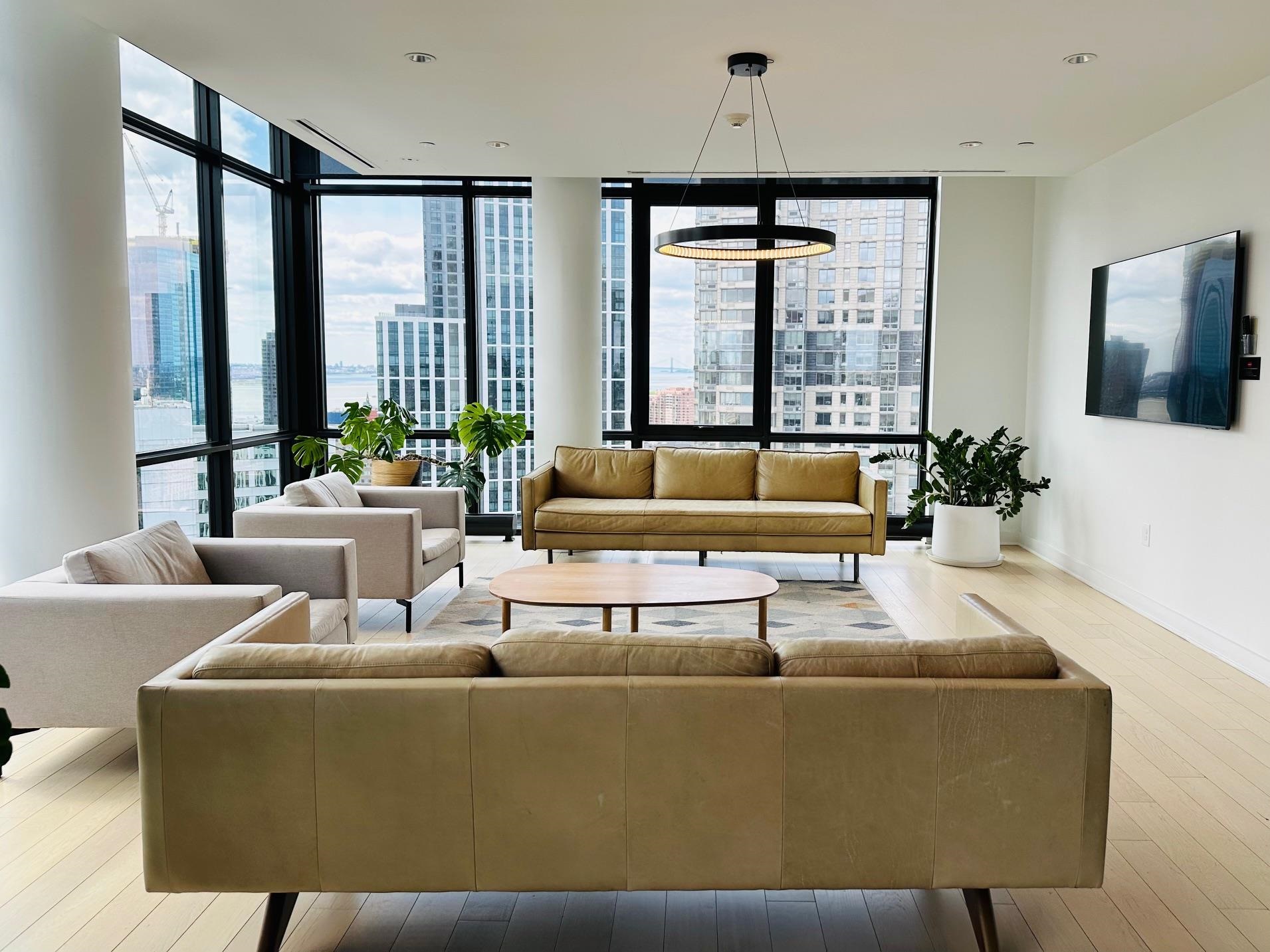 10 PROVOST ST Unit: 2507
