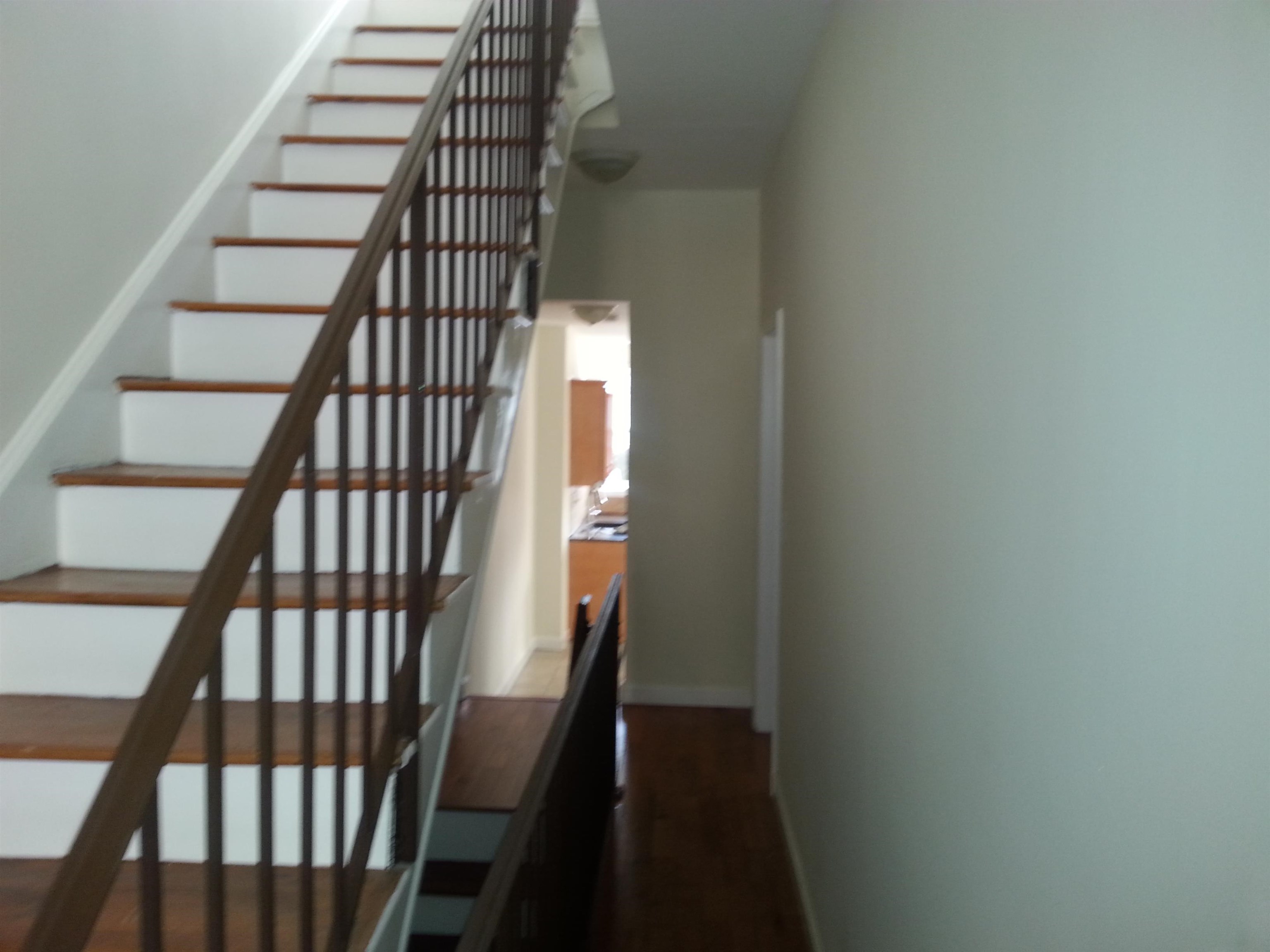 479 BERGEN AVE