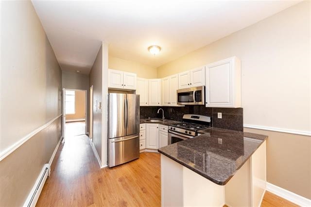 1206 WASHINGTON ST Unit: 4