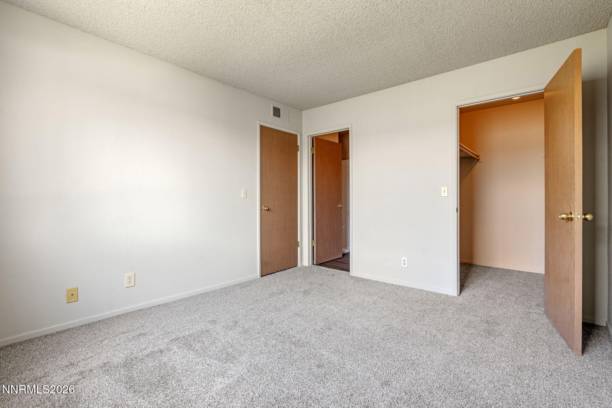 2569 Sycamore Glen Drive #3