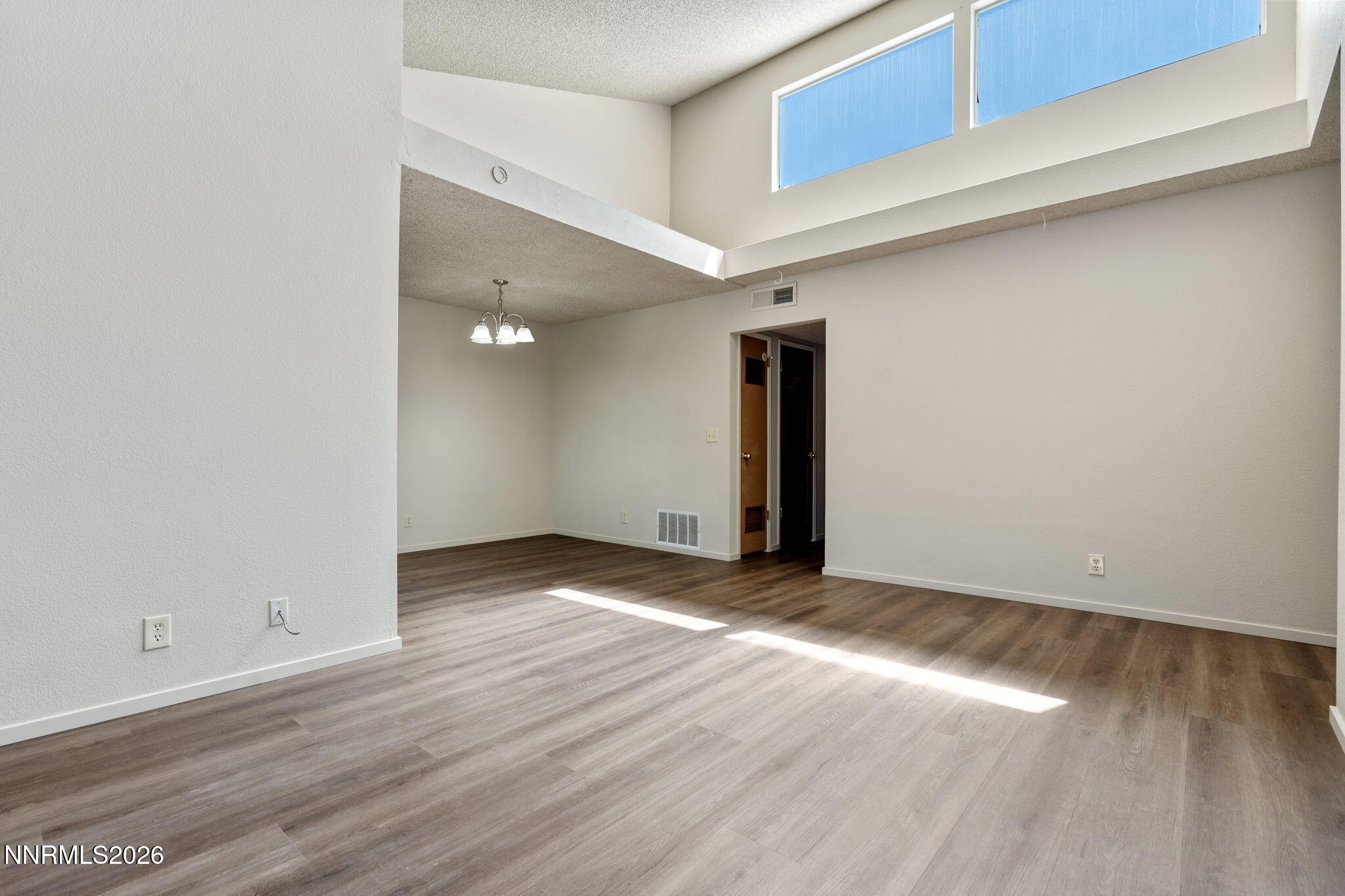 2569 Sycamore Glen Drive #3