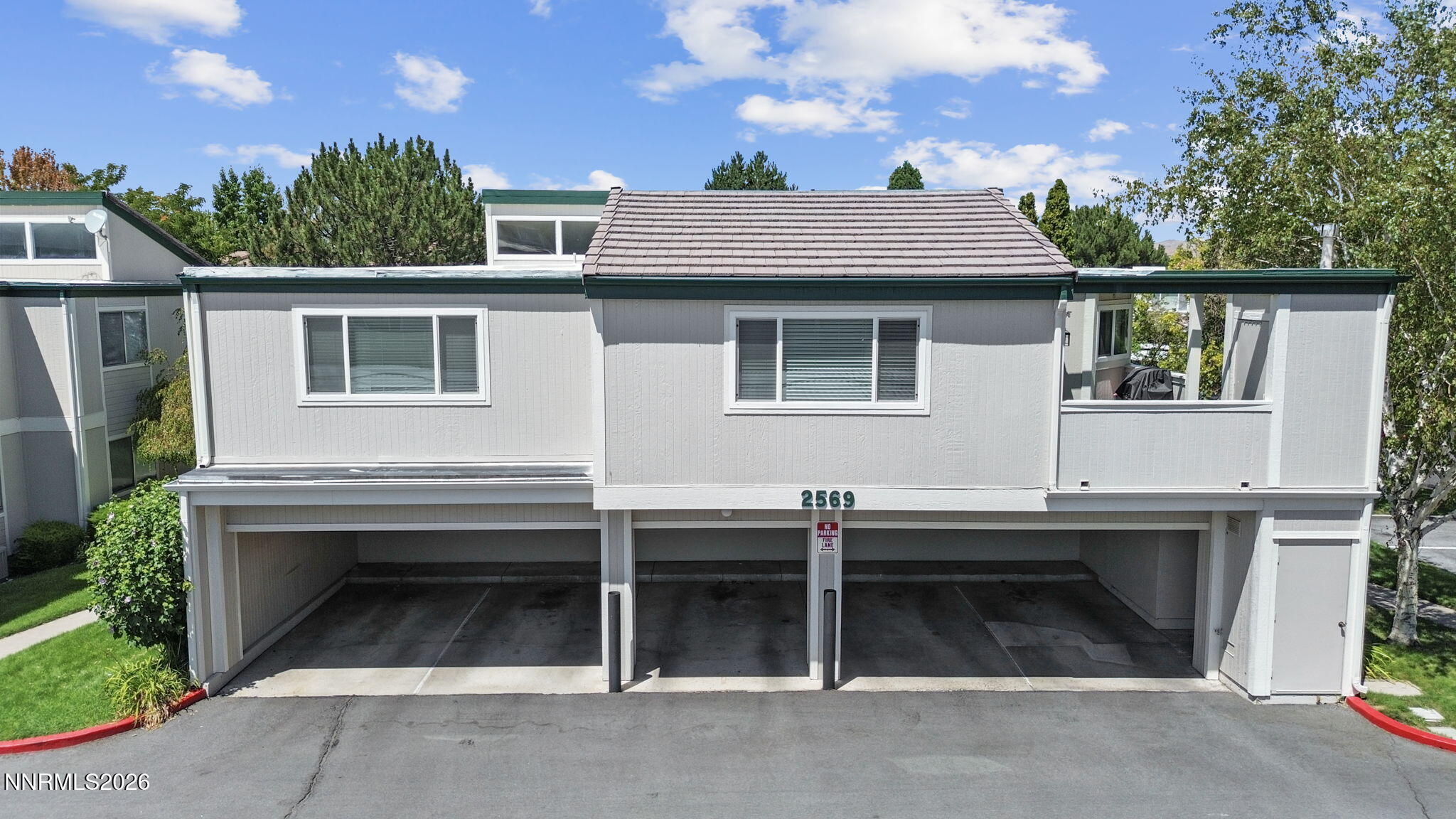 2569 Sycamore Glen Drive #3