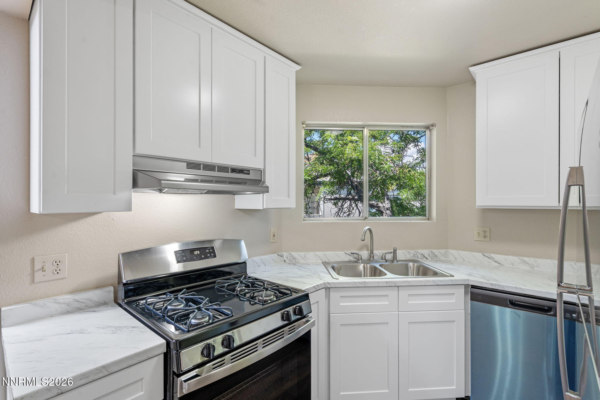 2569 Sycamore Glen Drive #3