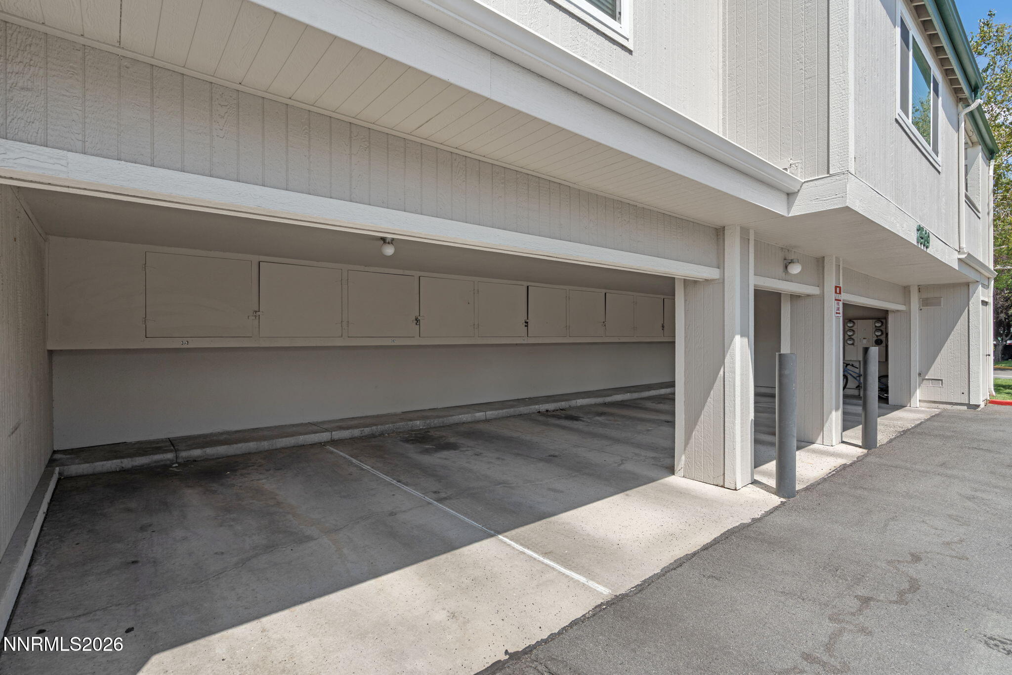 2569 Sycamore Glen Drive #3