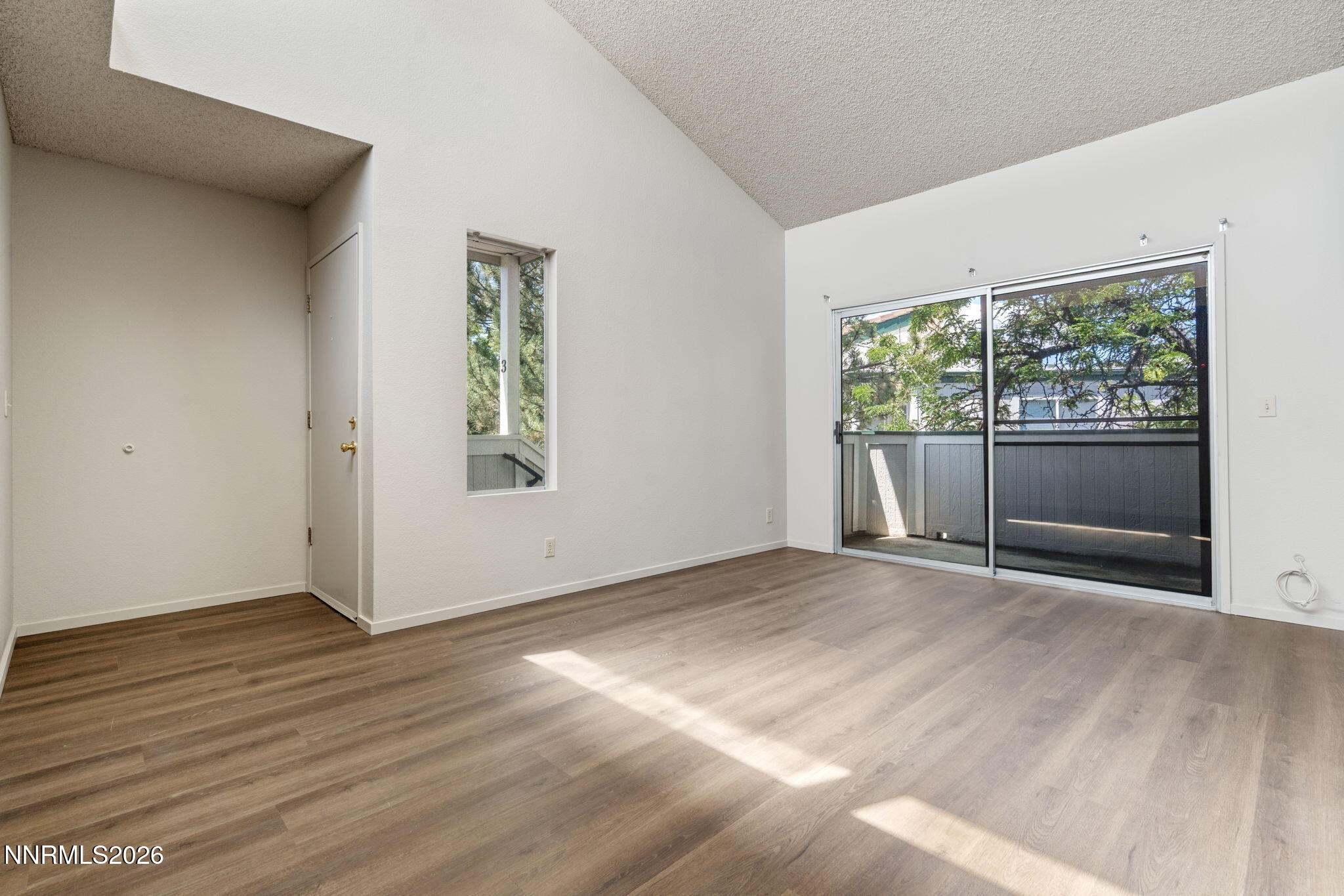 2569 Sycamore Glen Drive #3