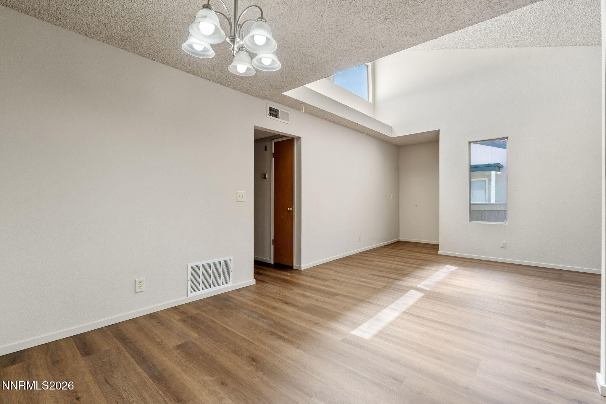 2569 Sycamore Glen Drive #3