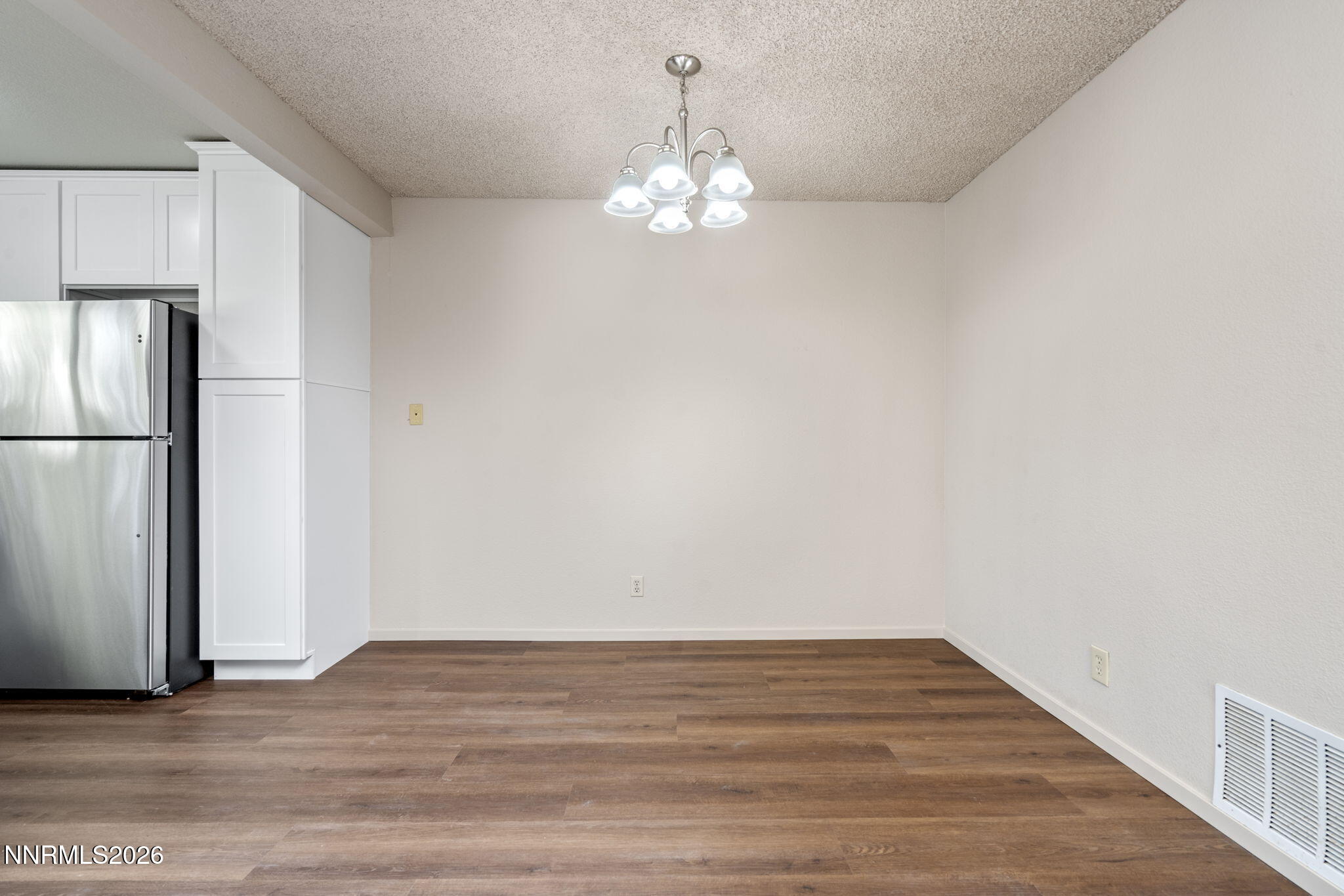 2569 Sycamore Glen Drive #3