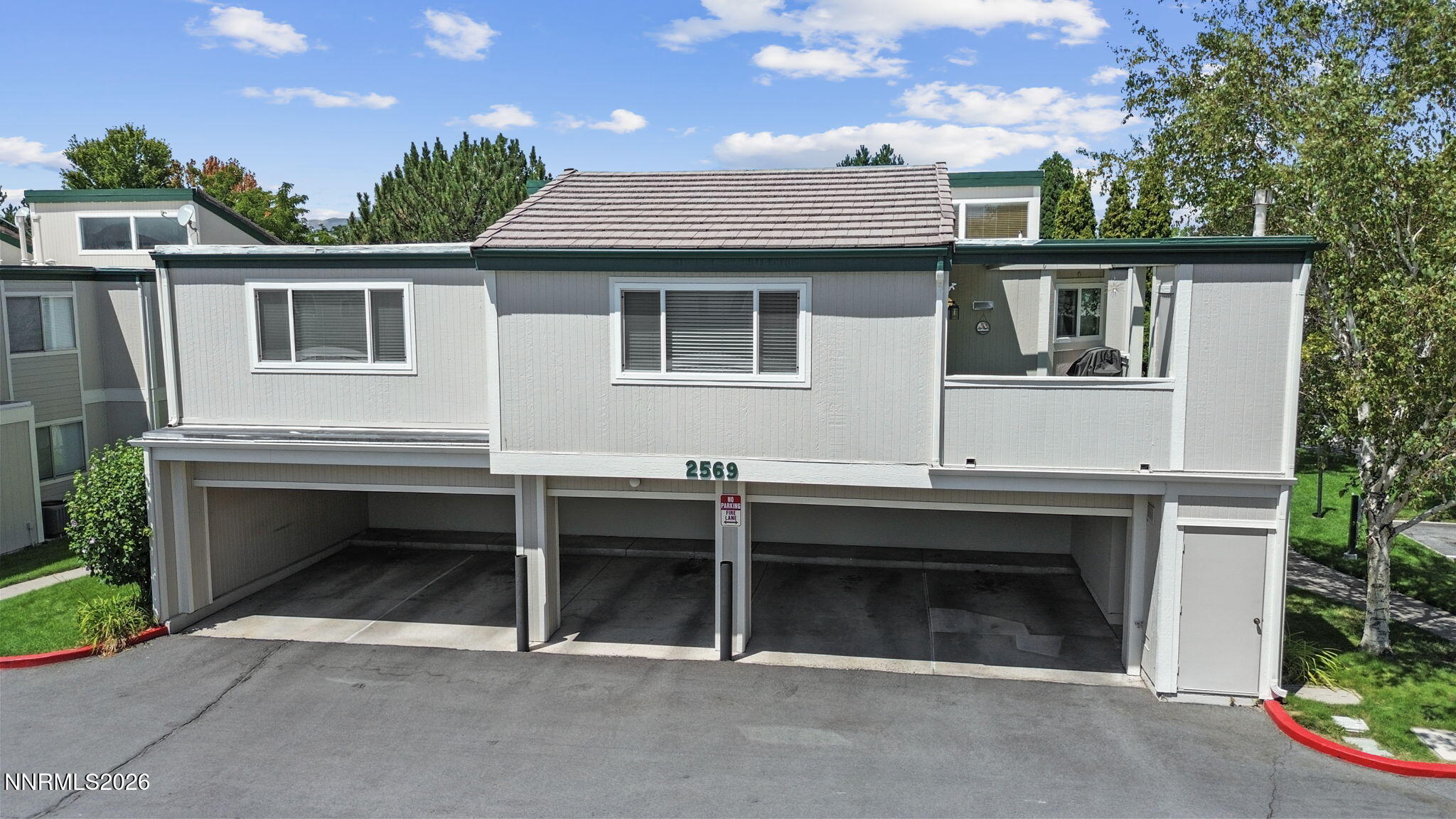 2569 Sycamore Glen Drive #3