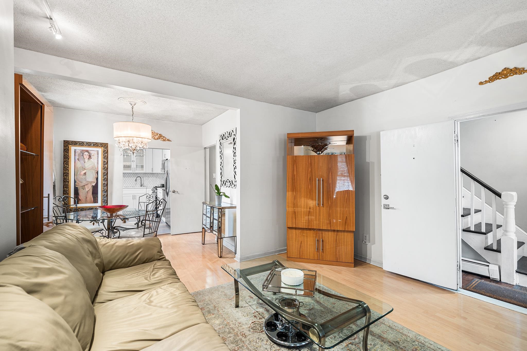 306 BERGENLINE AVE