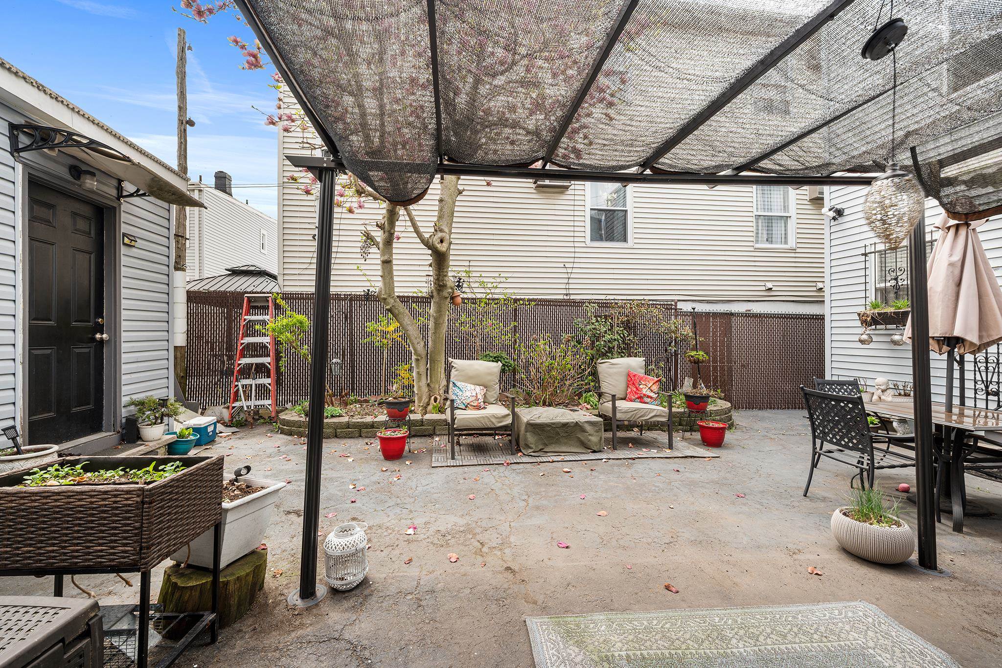 306 BERGENLINE AVE