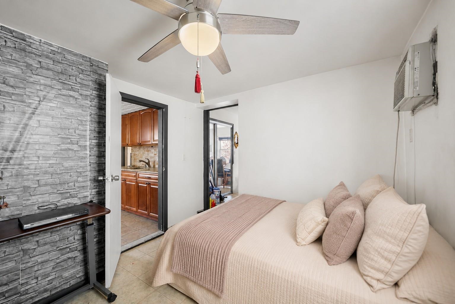 306 BERGENLINE AVE