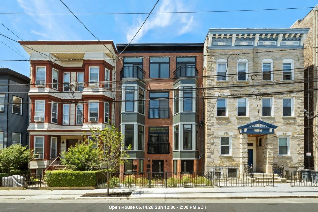 271 WEBSTER AVE Unit: 1