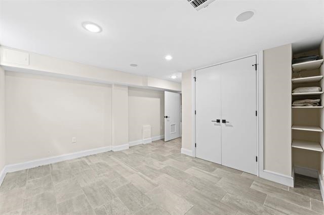 93 PEARSALL AVE