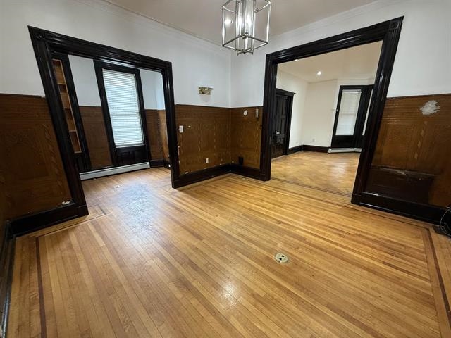 4616 BROADWAY
