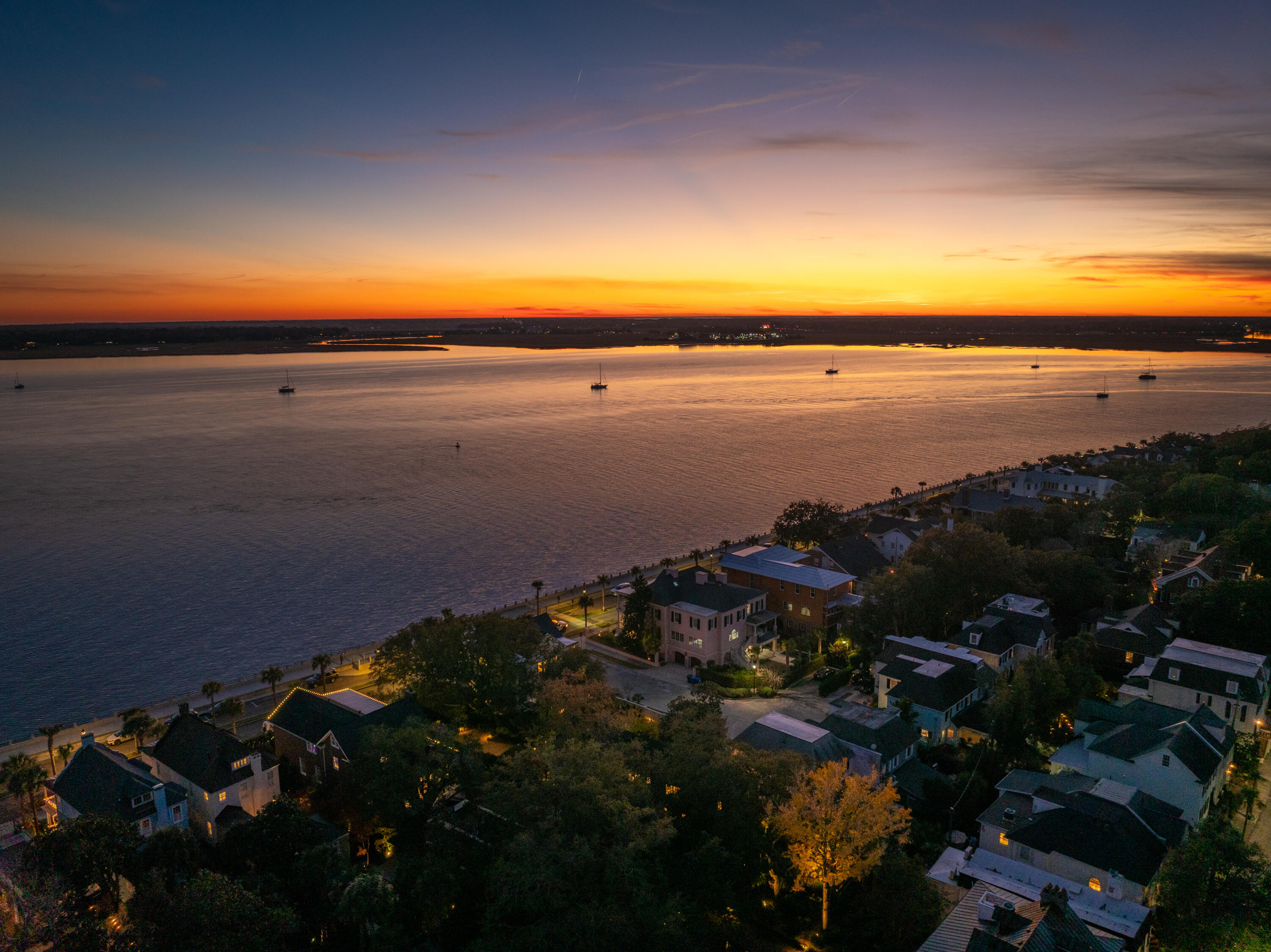 14 1/2 Murray Boulevard