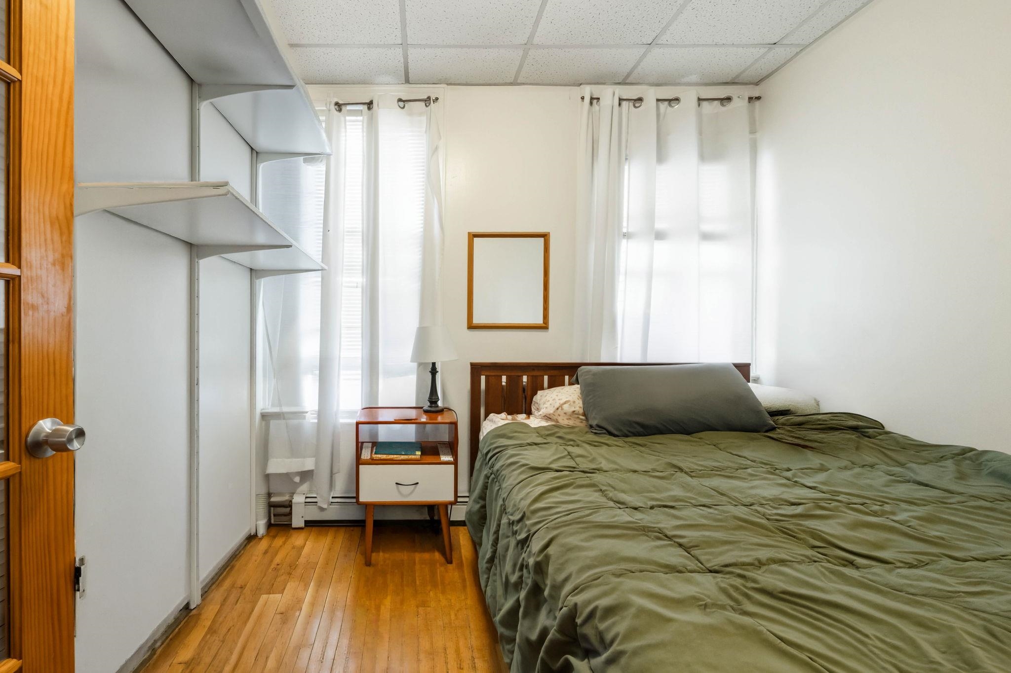 339 PARK AVE Unit: A