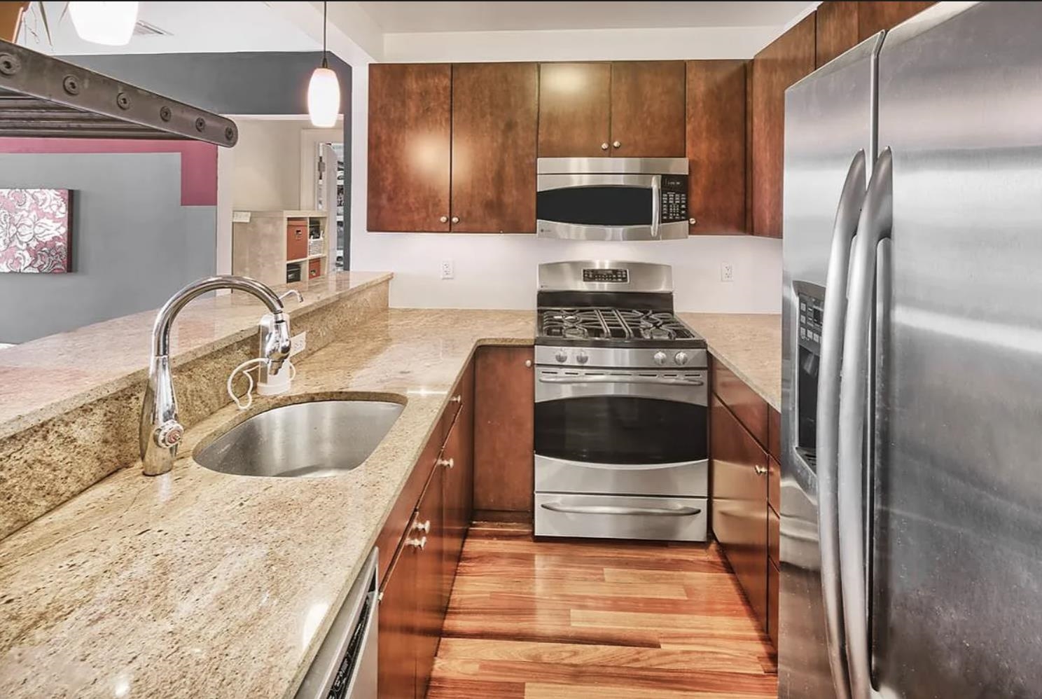 34 48TH ST Unit: 3C