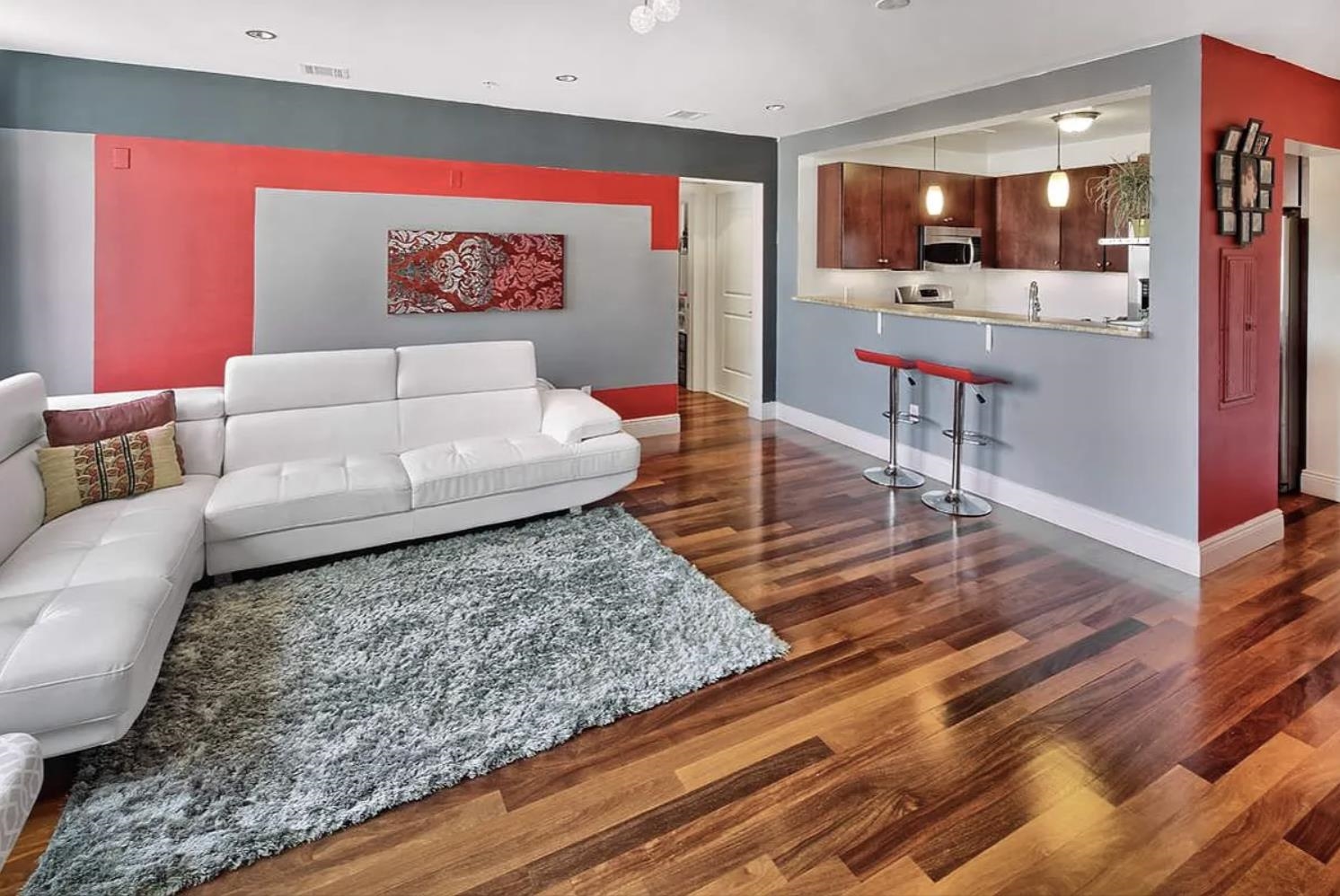 34 48TH ST Unit: 3C