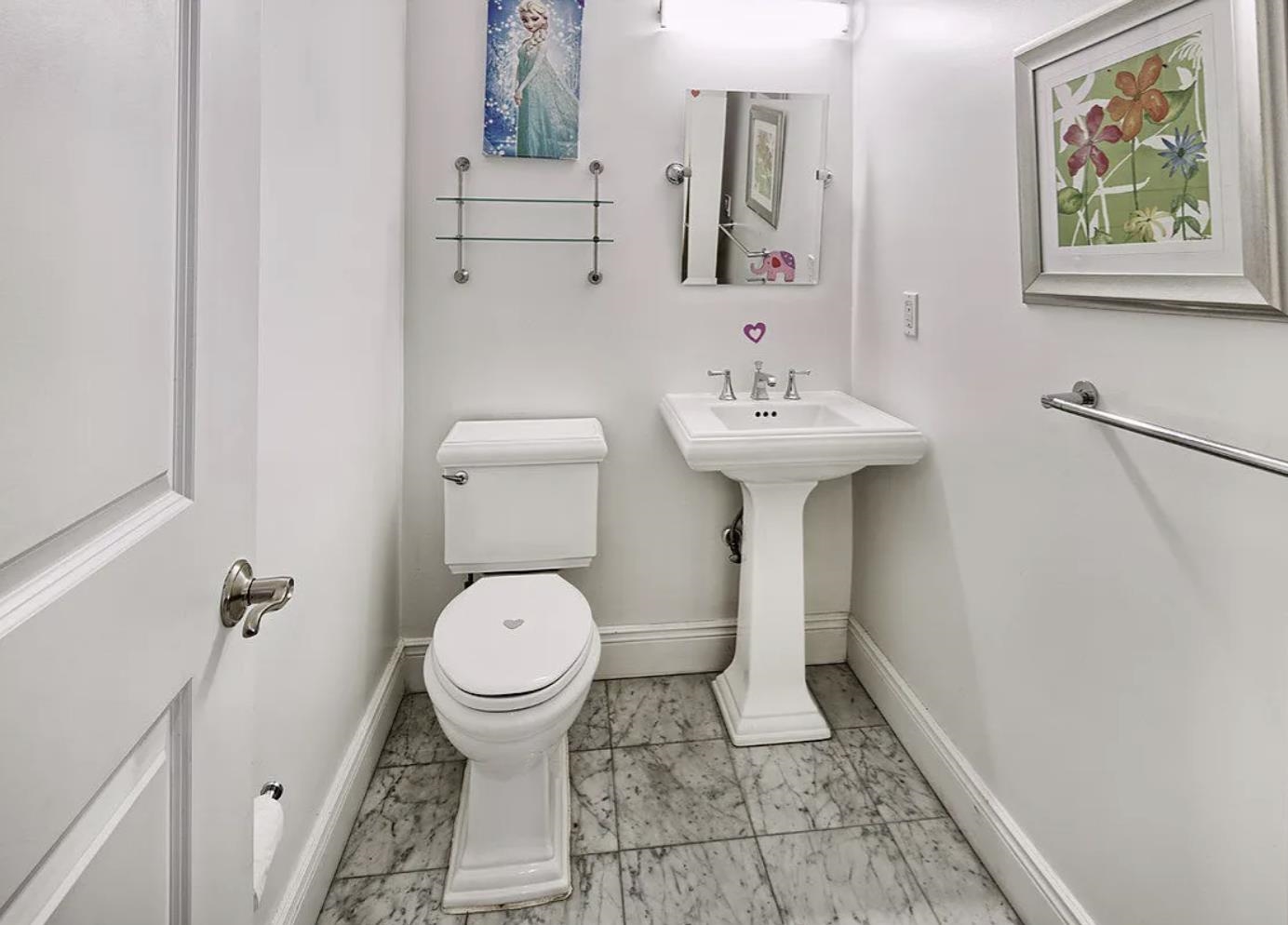 34 48TH ST Unit: 3C