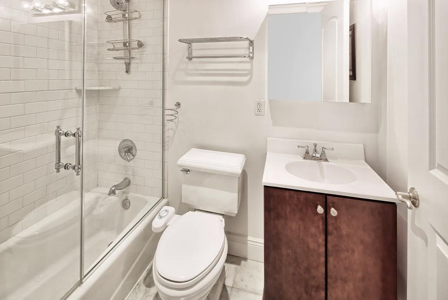 34 48TH ST Unit: 3C