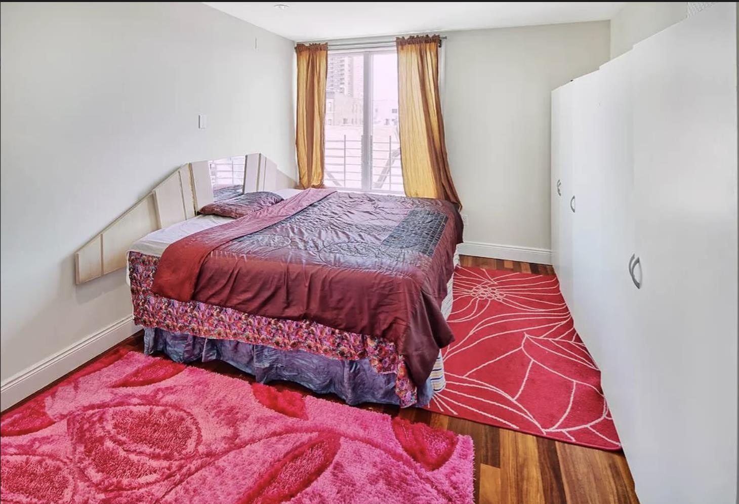 34 48TH ST Unit: 3C