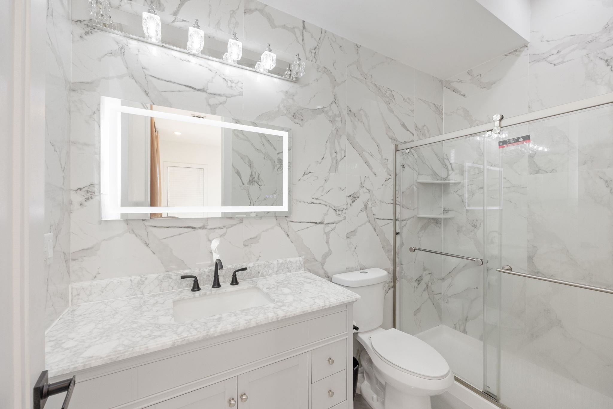 121 PROSPECT ST Unit: 2R