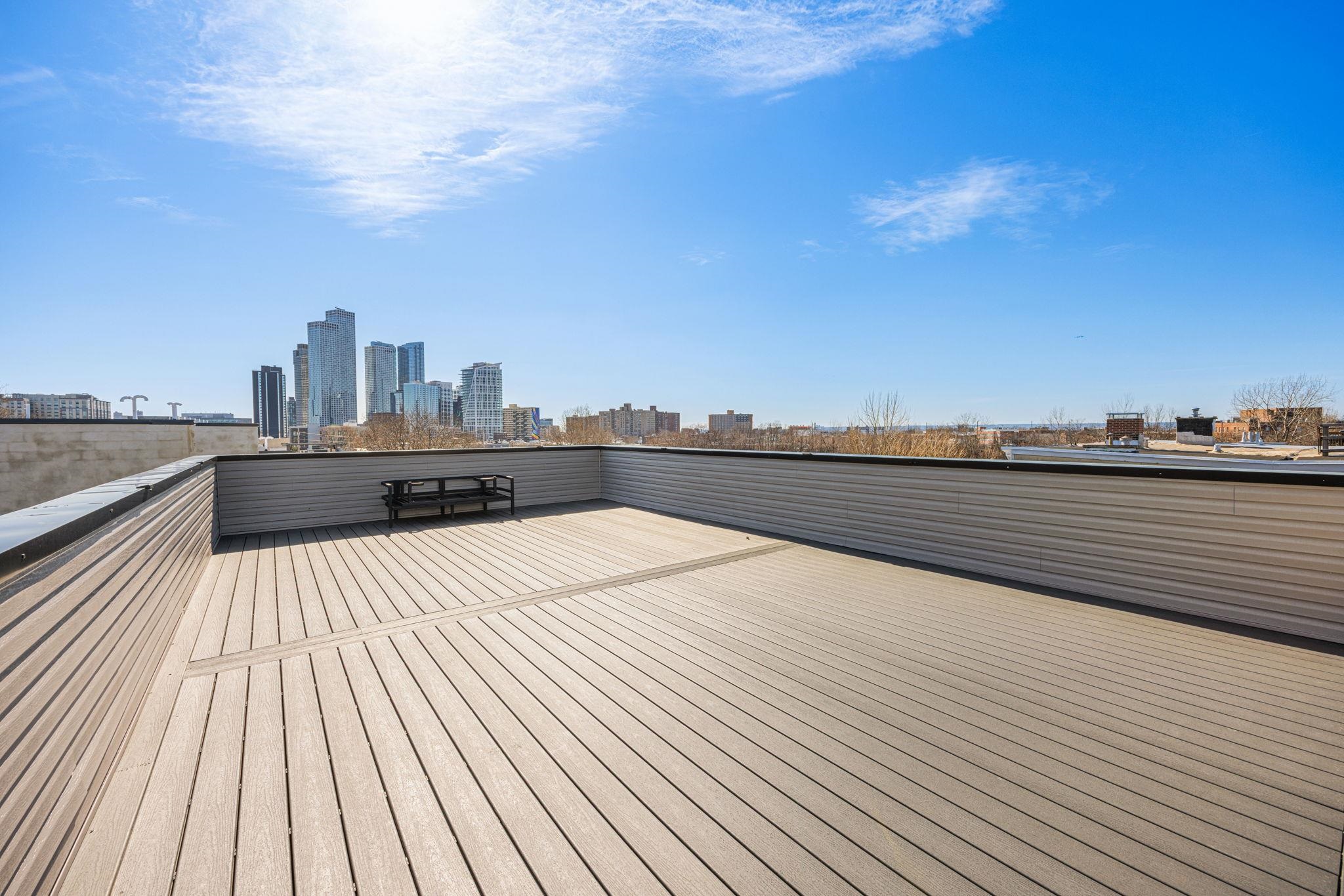 121 PROSPECT ST Unit: 2R